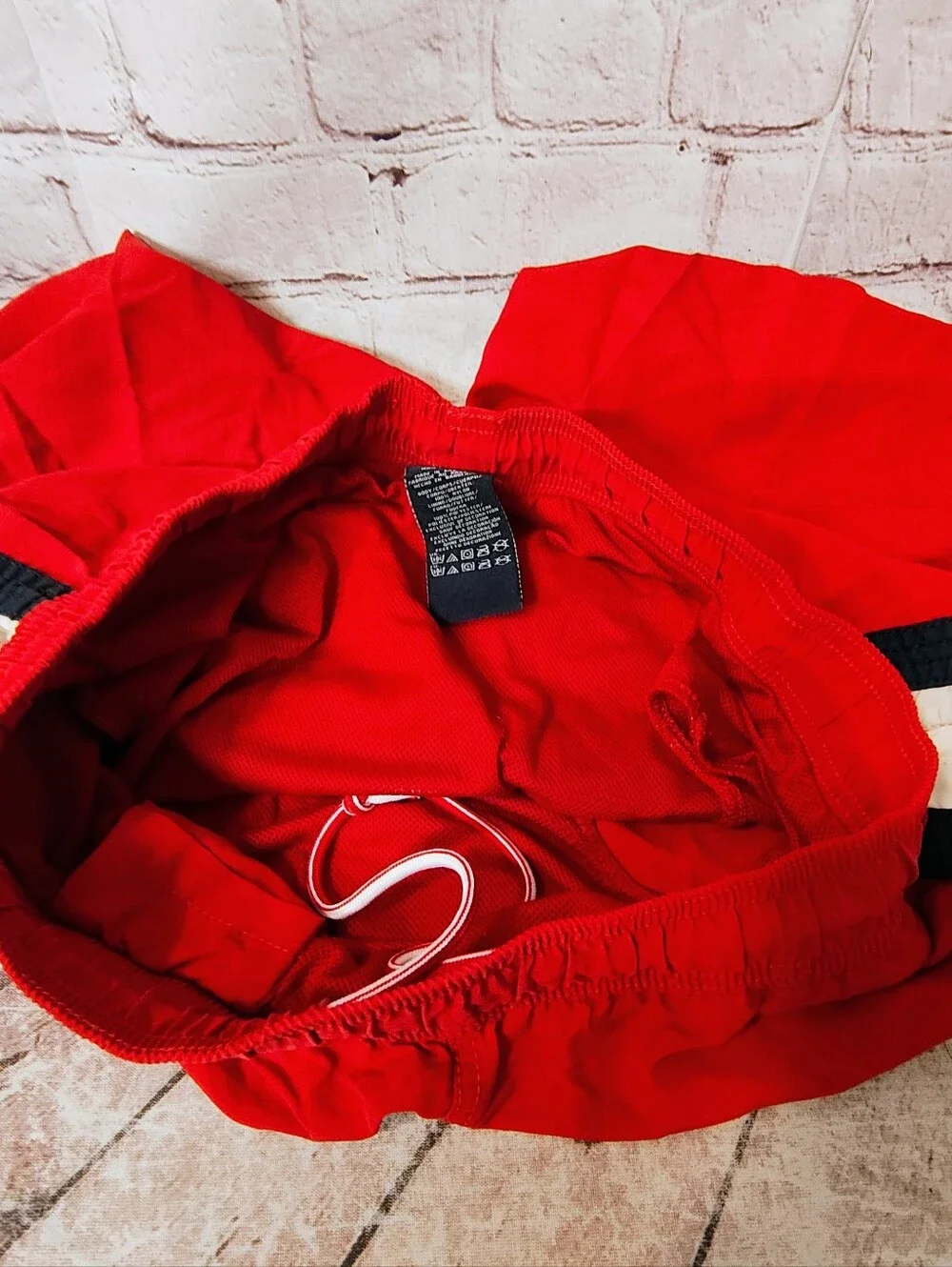 Tommy Hilfiger Red Flag Y2K Swim Shorts Small Liner
